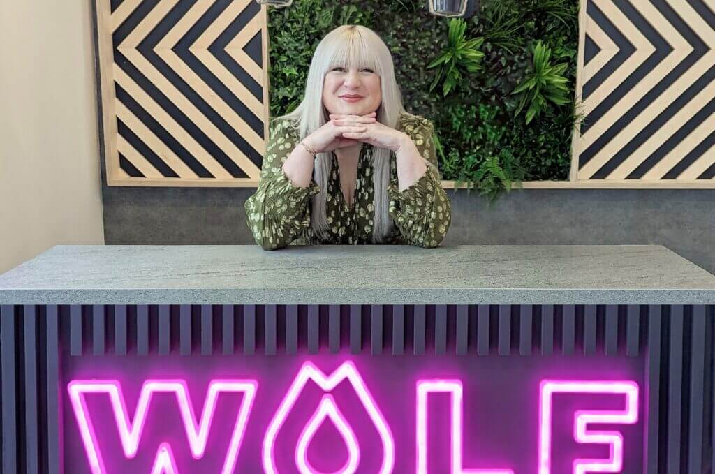Emma Toas Wolf Laundry